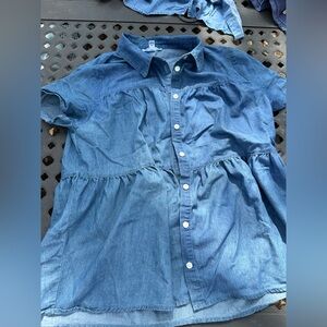 Time and Tru women Blue Denim Button-Front Peplum Top